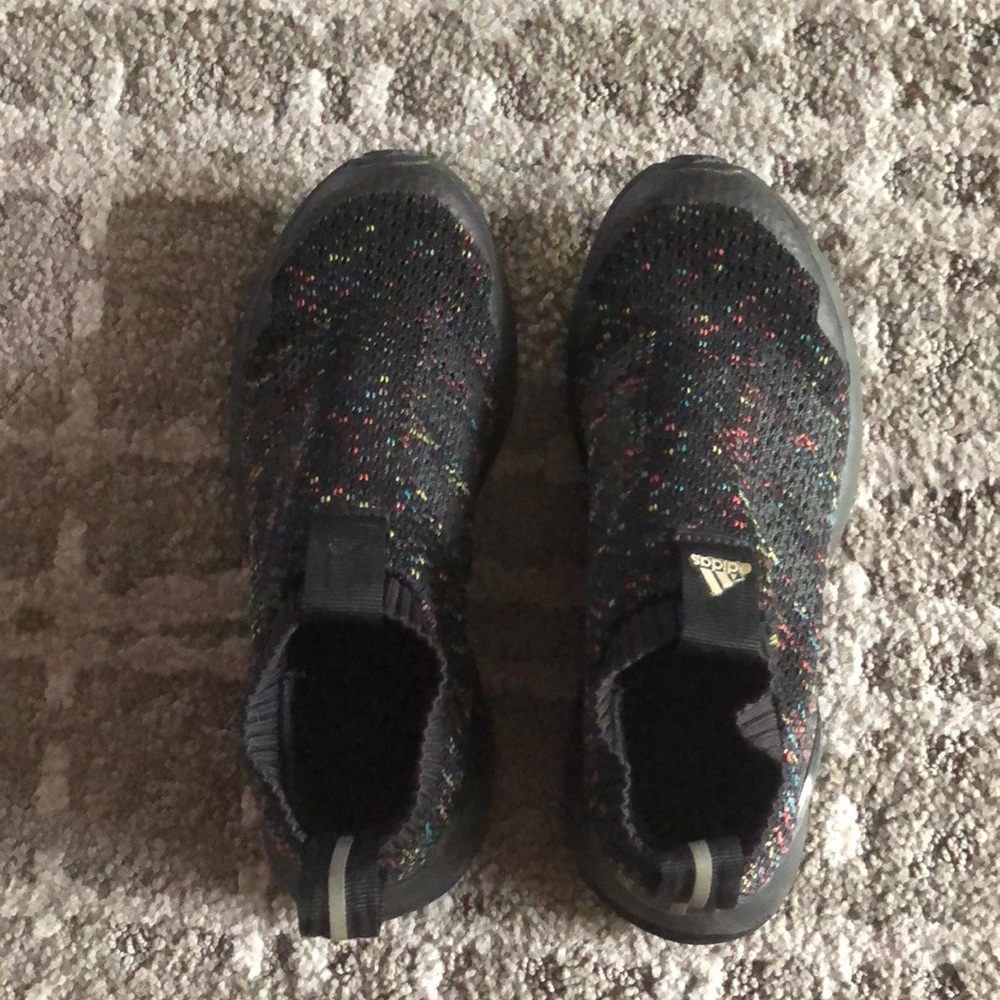 Adidas slip on tennis shoes